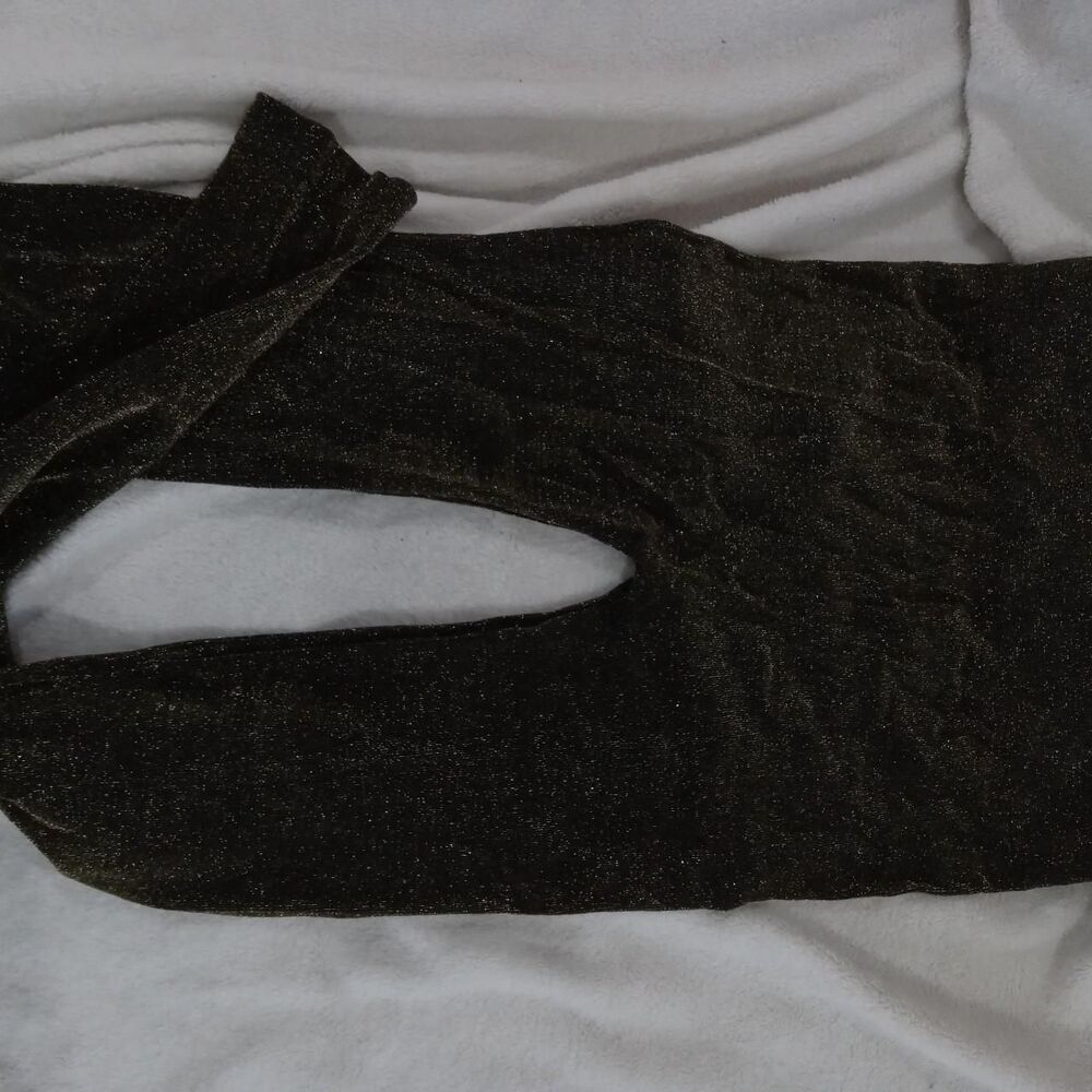 Unbranded Women's Black and Gold Top